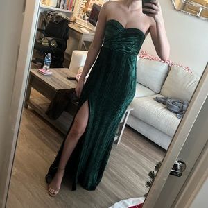 Spanish moss dress in jewel green. Size XS. Perfect condition - worn once